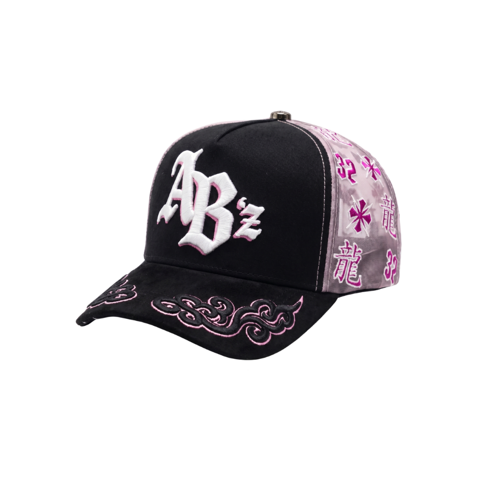 Gorra Resurrected Streets negra con bordado blanco y detalles rosas