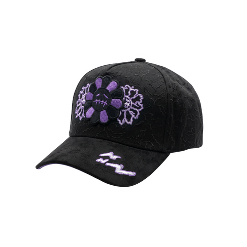 Gorra Muratravis Electric negra con flor bordada en morado y detalles tono sobre tono