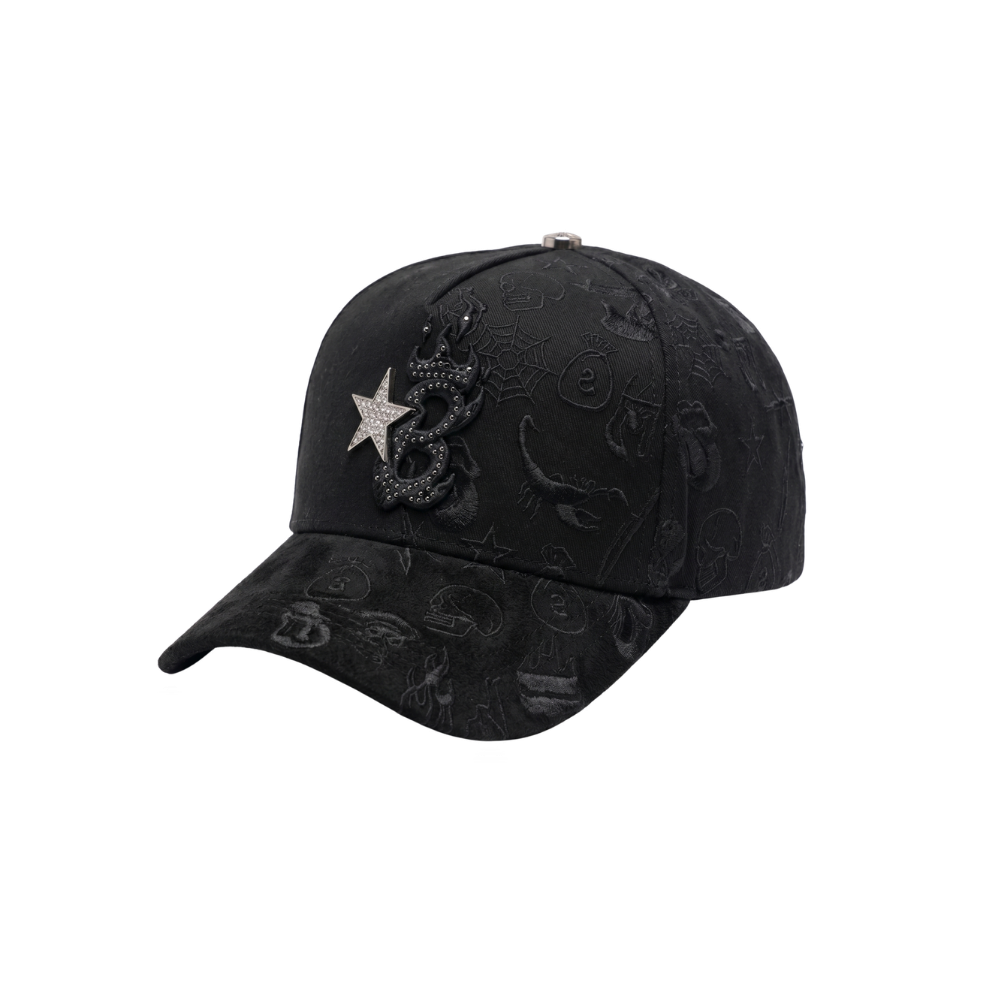 Gorra B Star Graffiti negra con estrella metálica con pedrería y bordados tono sobre tono