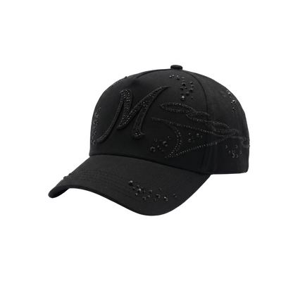 Gorra Mago Total Black negra con bordado tonal y aplicaciones de pedrería negra