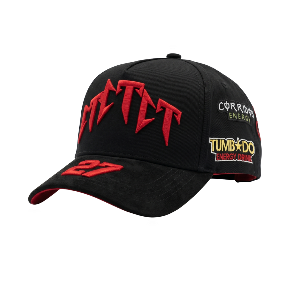 Gorra 27 CT Racing negra con bordado rojo y parches laterales estilo racing