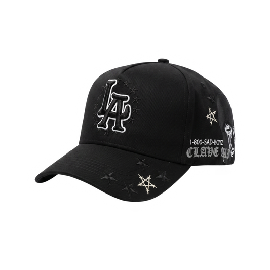 Gorra Clave Ali 2.0 negra con logo LA bordado y detalles de estrellas