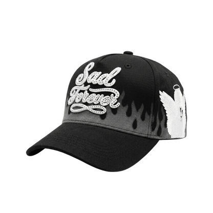 Gorra Y Lloro negra con bordado blanco, efecto degradado y ala lateral