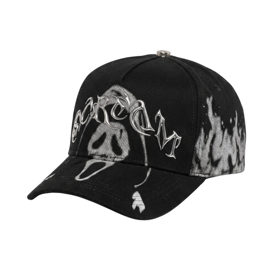 Gorra Scream negra con gráfico en blanco y negro y logo metálico
