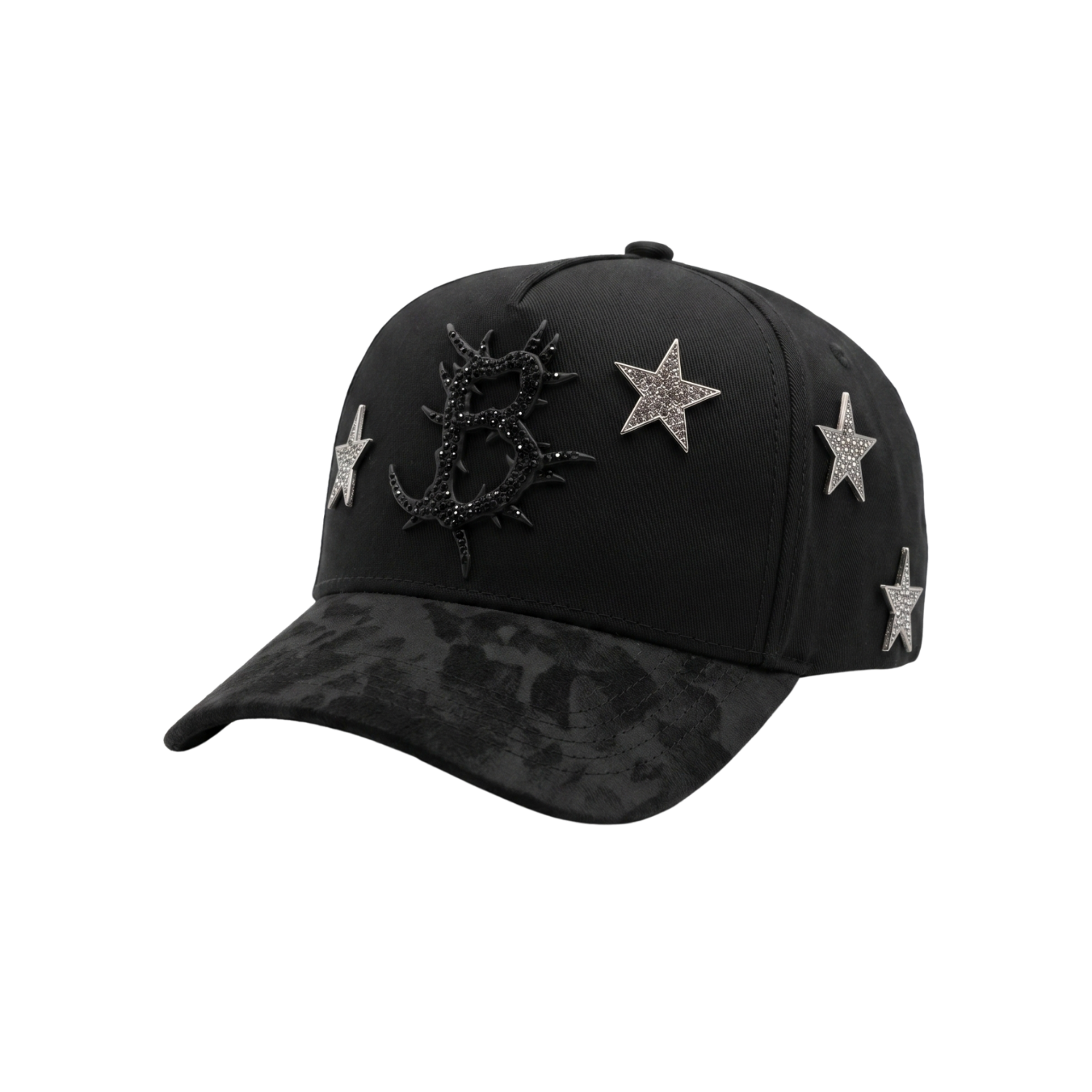 Gorra Dark Nebula negra con letra B negra, estrellas plateadas y pedrería brillante