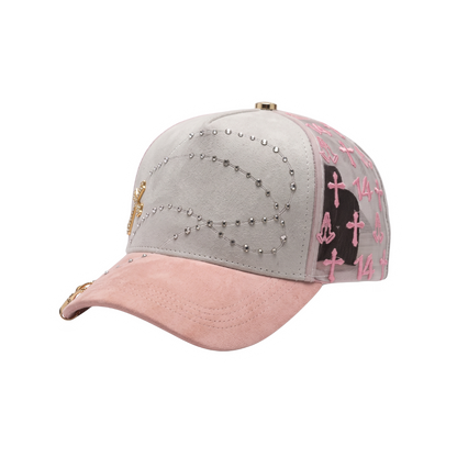 Gorra Exodo 14/14 Crystals Pink White blanca y rosa con cristales frontales, cruces laterales y visera rosada.